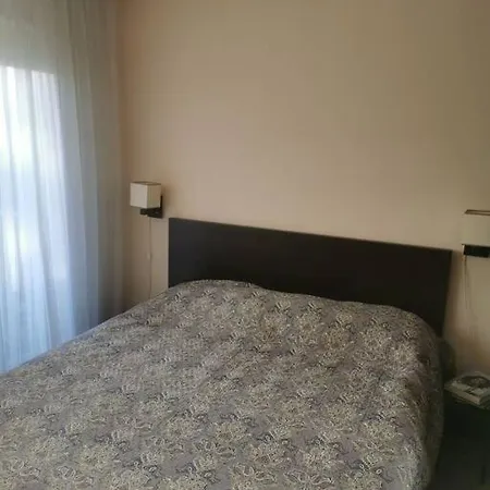 Ag Apartment *